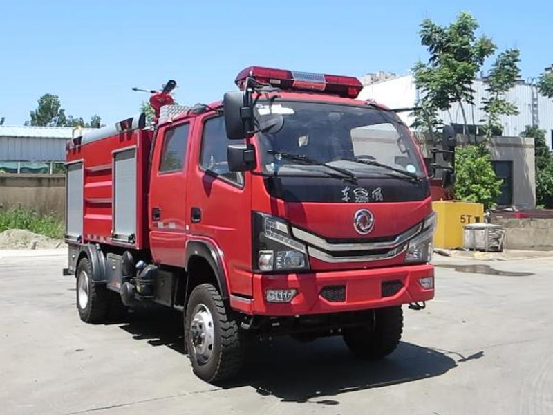四驱水罐3.5方 YZR5090GXFSG35-E6 东风消防车